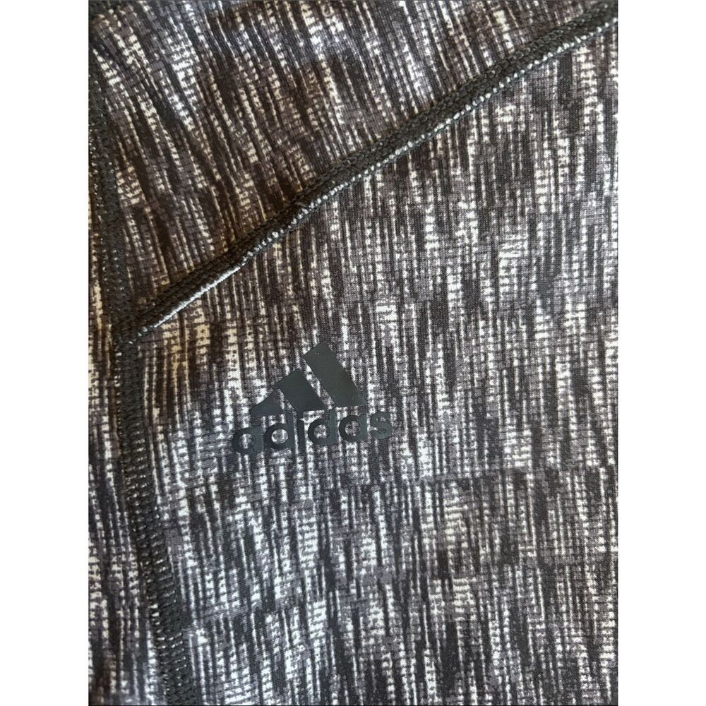 ADIDAS CLIMATE HIGH - RISE CAPRI LEGGINGS - Picture 3 of 5